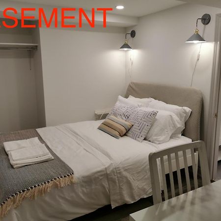 Lilac Private Unit 10-Min To Airport โตรอนโต ภายนอก รูปภาพ